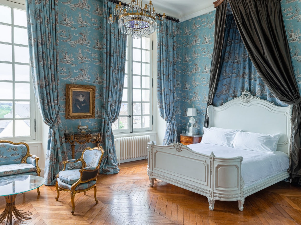 Château du Grand-Lucé: 18th-Century Neoclassical Loire Valley Palace Guide 2026